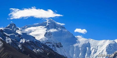 尼泊尔珠穆朗玛峰收费